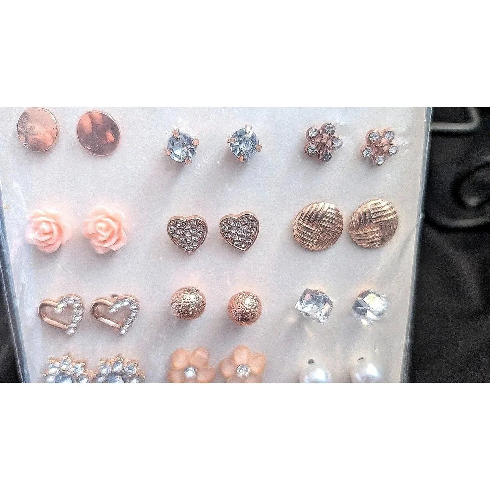 No‎ Boundaries X2 Packs Of 18 Pairs EARRINGS, 36 Pairs total
